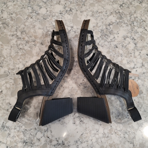 JBU by JAMBU Open Toe Strappy Sandals - Picture 3 of 9